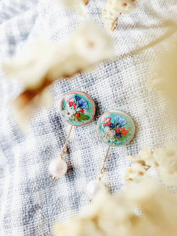 Ayaka Floral Earrings